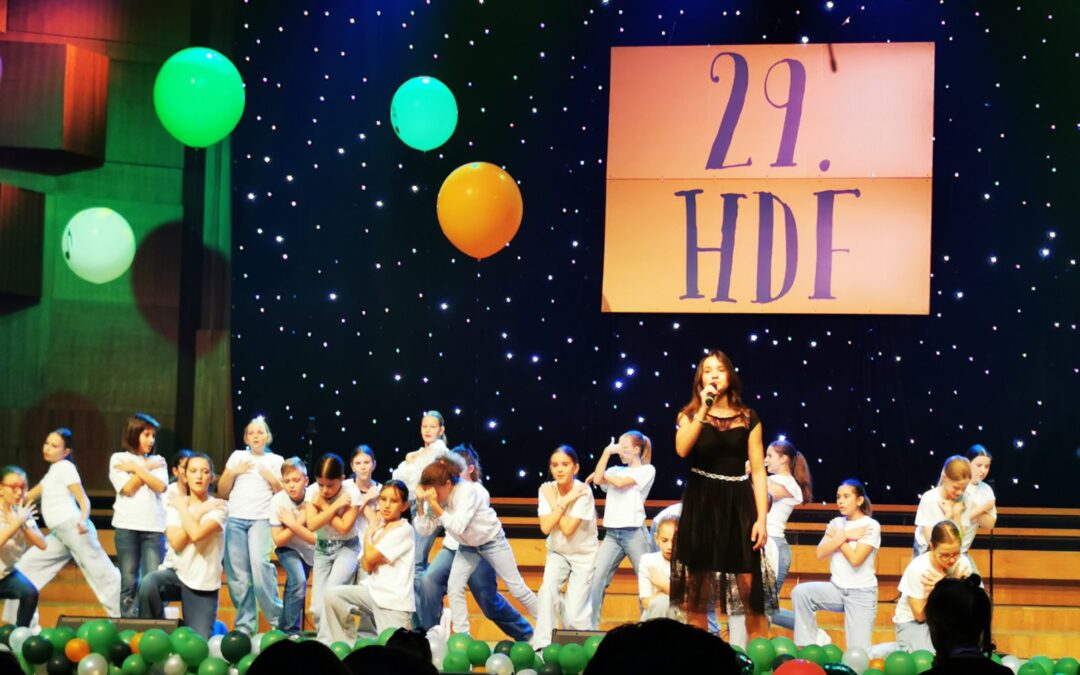 Bravo za naše raspjevane Gortanovce! Školski zbor oduševio na 29. Hrvatskom dječjem festivalu